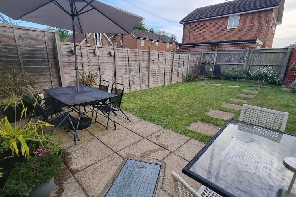 Villa Entire House With Garden & Parking Nr Ashford Int Exterior foto