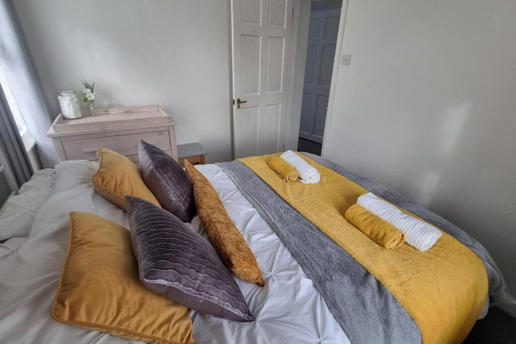 Villa Entire House With Garden & Parking Nr Ashford Int Exterior foto